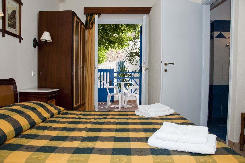 Karidis Hotel Kamári Exterior foto